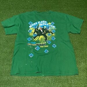 Vintage 00s Six Flags Dancing Old Man Vengabus Souvenir T-Shirt Medium Green Y2K